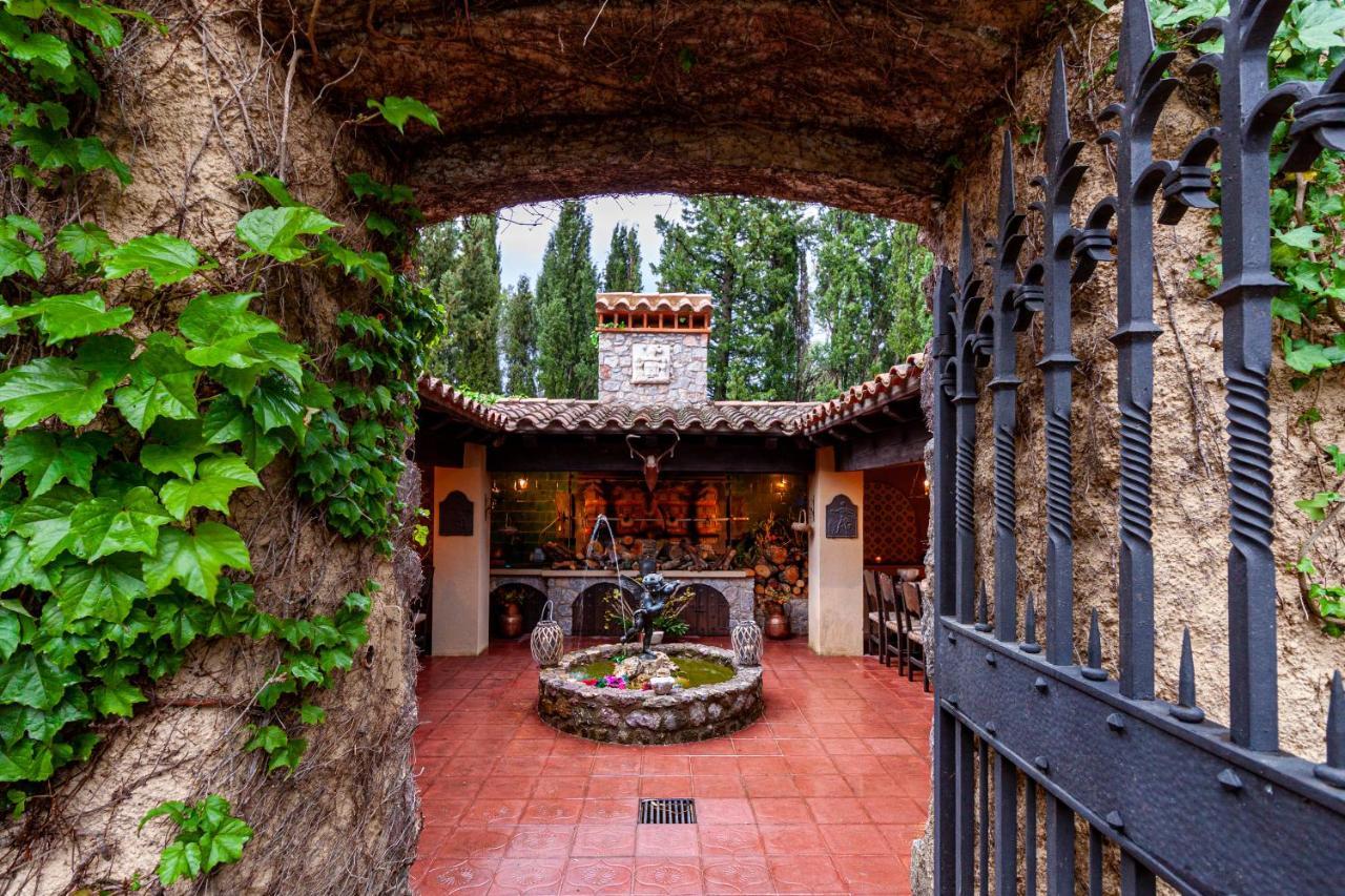 Masia Mimosa Darnius Exteriér fotografie