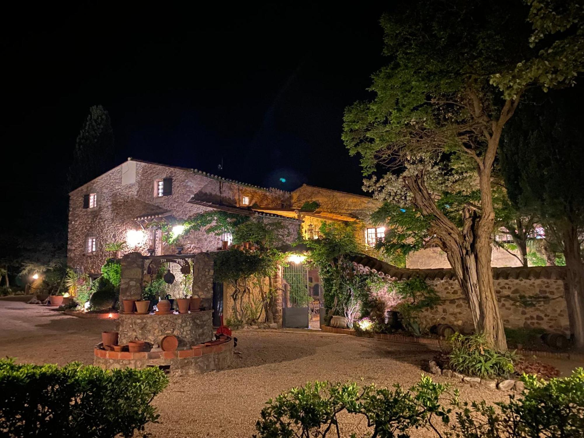Masia Mimosa Darnius Exteriér fotografie